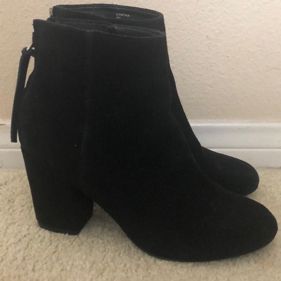 Steve Madden Booties - Picture 2 of 7